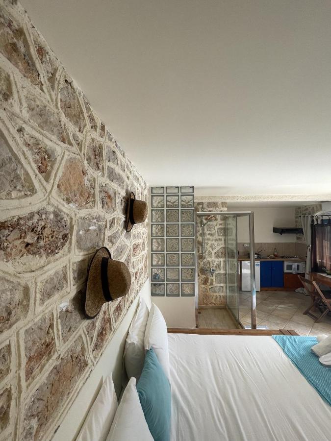 האלקי Marina Castellana Studios II מראה חיצוני תמונה